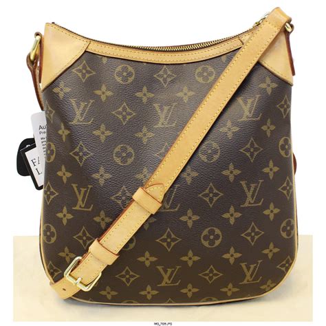 louis vuitton lvs cross shoulder bag|louis vuitton crossbody bag.